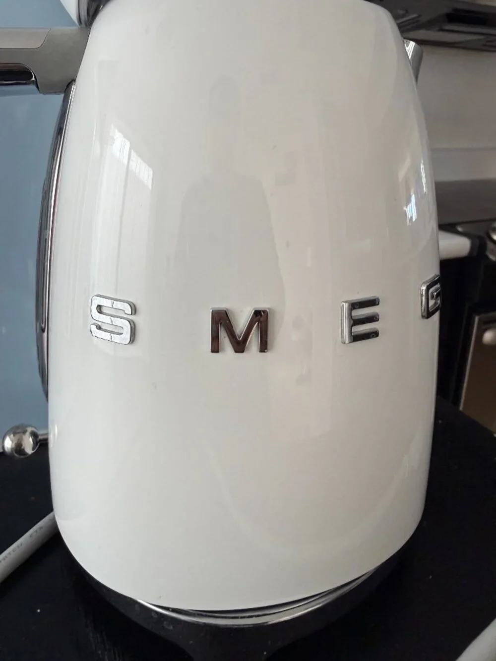 Smeg electric kettle - white